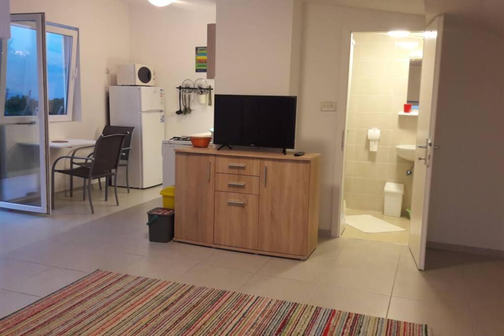 Apartment- Family Studio Malinska Εξωτερικό φωτογραφία