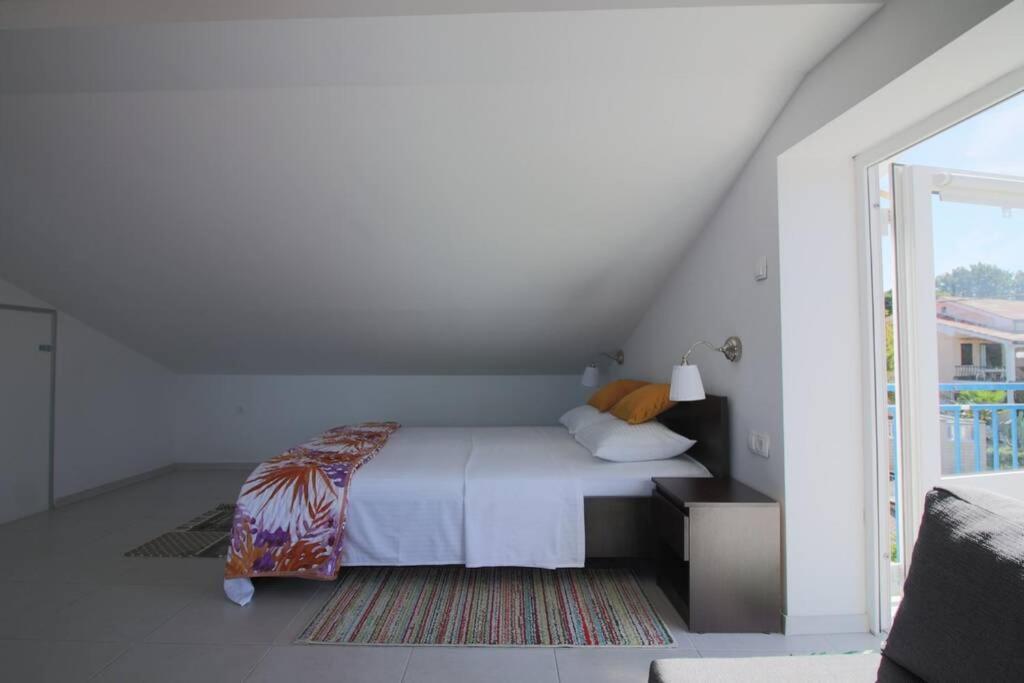 Apartment- Family Studio Malinska Εξωτερικό φωτογραφία