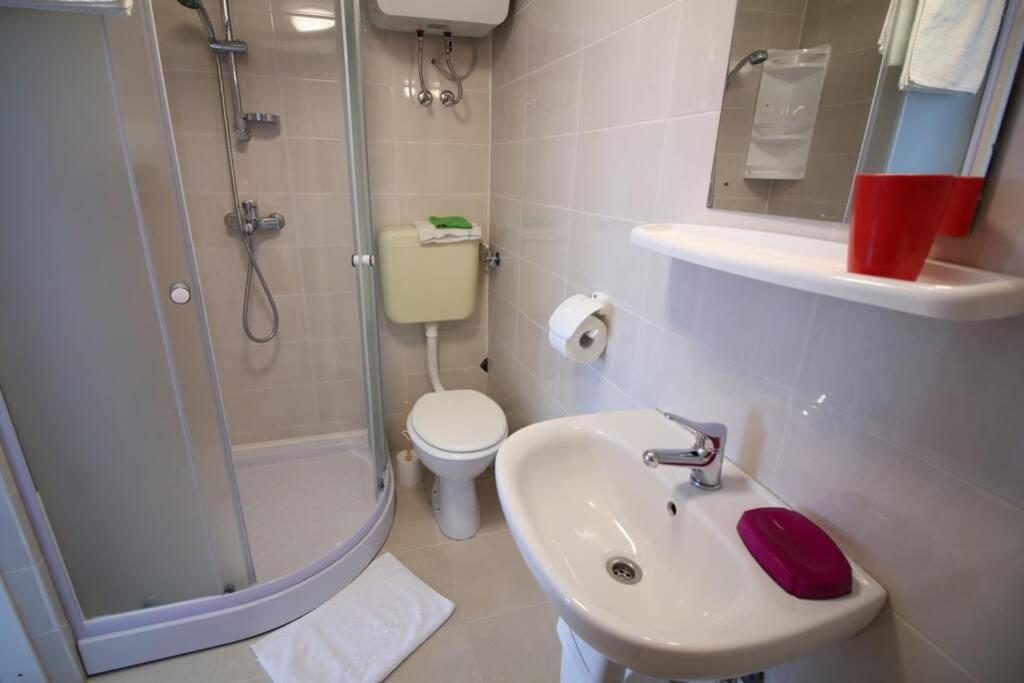 Apartment- Family Studio Malinska Εξωτερικό φωτογραφία